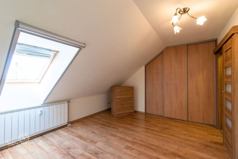 Sale Four+ bedroom apartment, Four+ bedroom apartment, Pullmanova, Pop